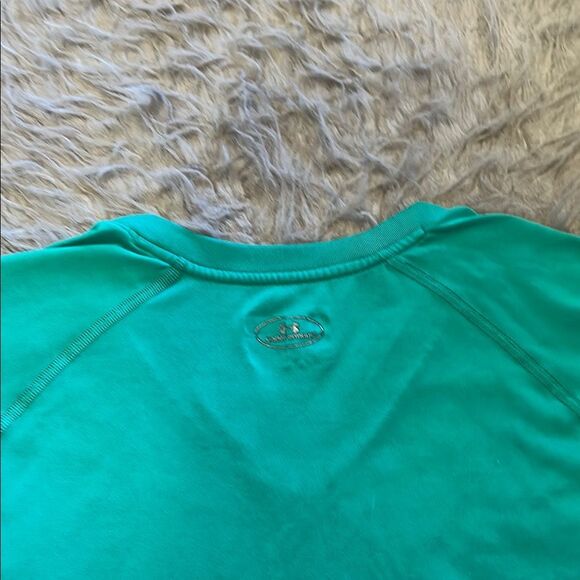 Under armour heat gear vneck logo tshirt - Picture 8 of 8